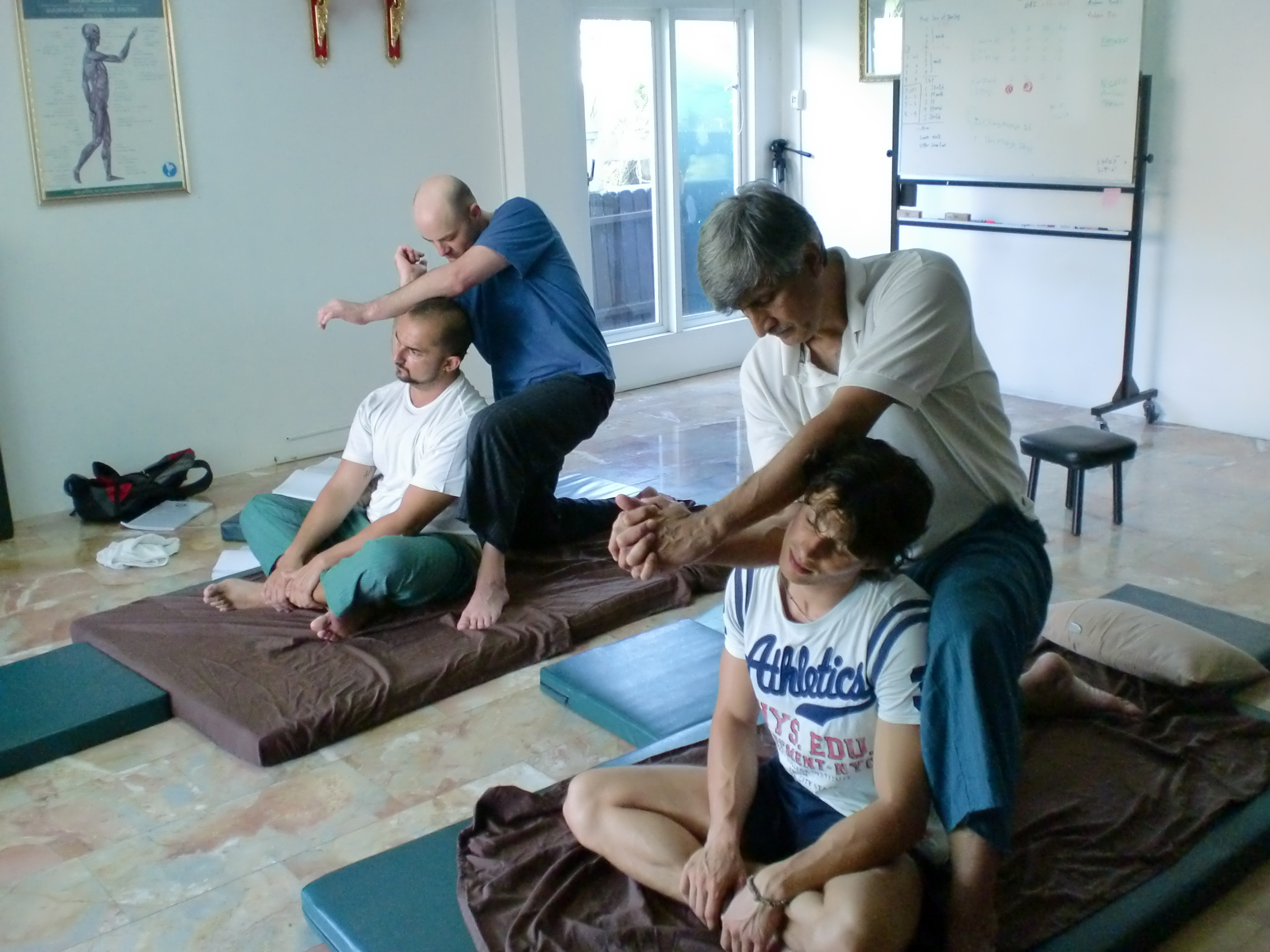 shoulder massage