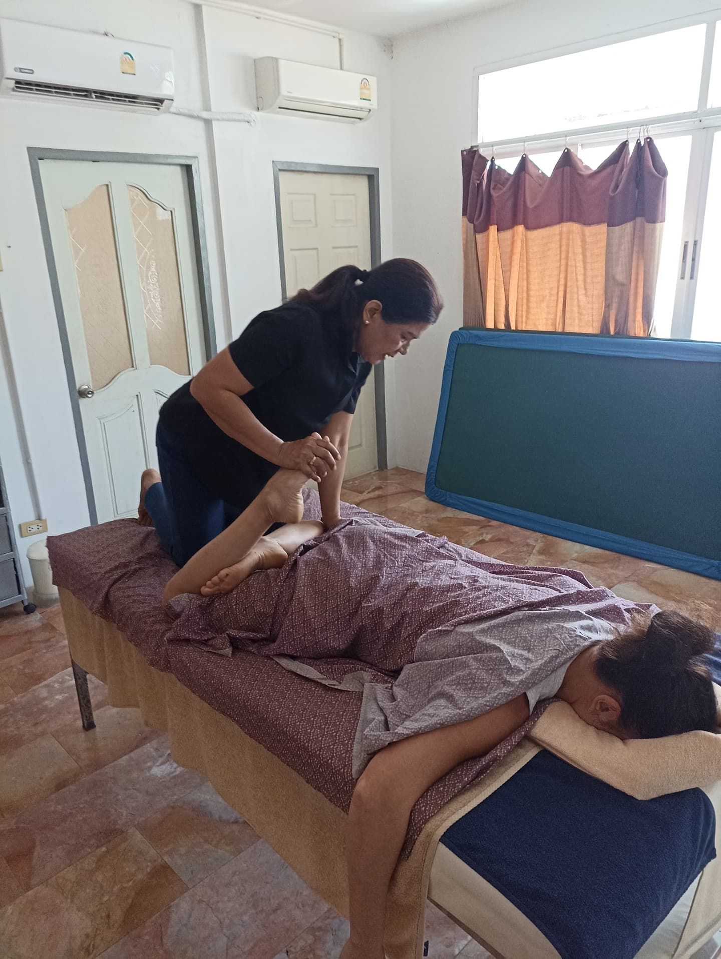 Neck Massage